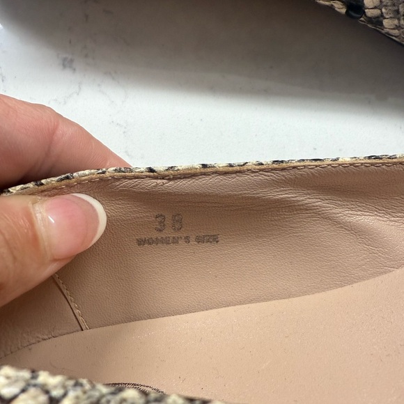 Tod's Black and Cream Flats with Snakeskin Pattern - Picture 6 of 7